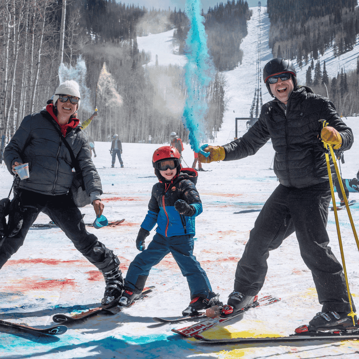 family on skis at sunlight mountain in glenwood springs