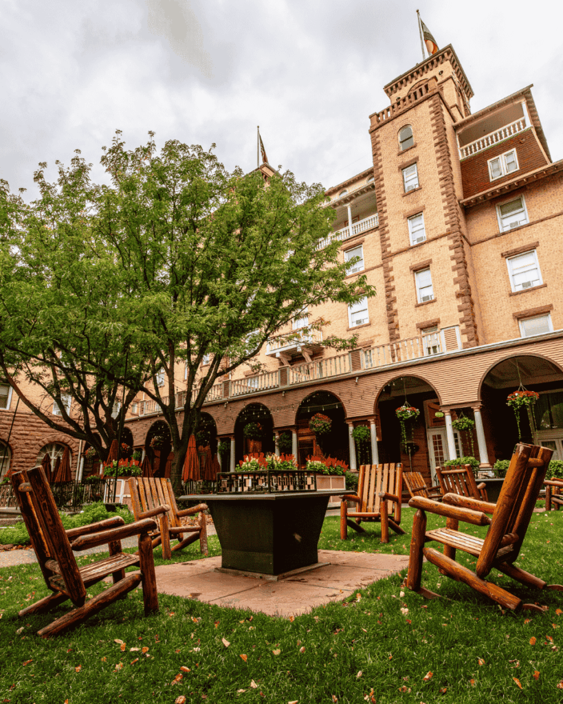 Glenwood Hot Springs lodging
